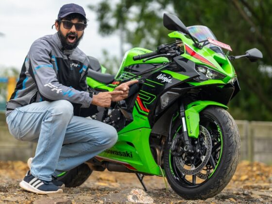 Featured Image for Kawasaki Ninja ZX-6R: Unleashing 14,000 RPM Madness - A Rider's Experience